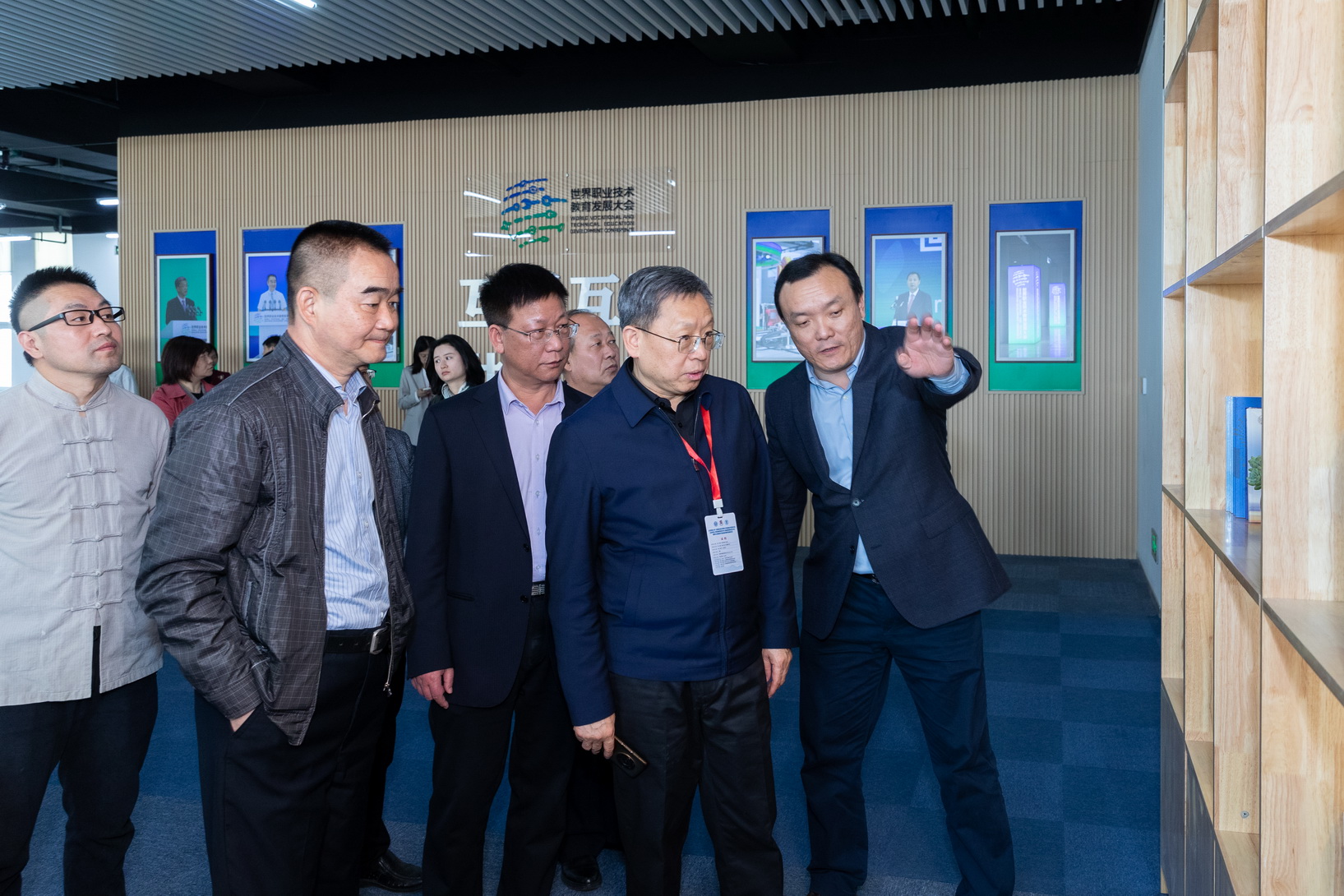 1602437988937511.jpg 1602437988937511.jpg