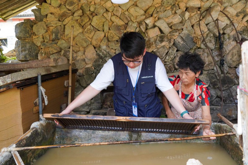 1690270068149952.jpg 追寻纸山记忆,传承非遗文化1.jpg