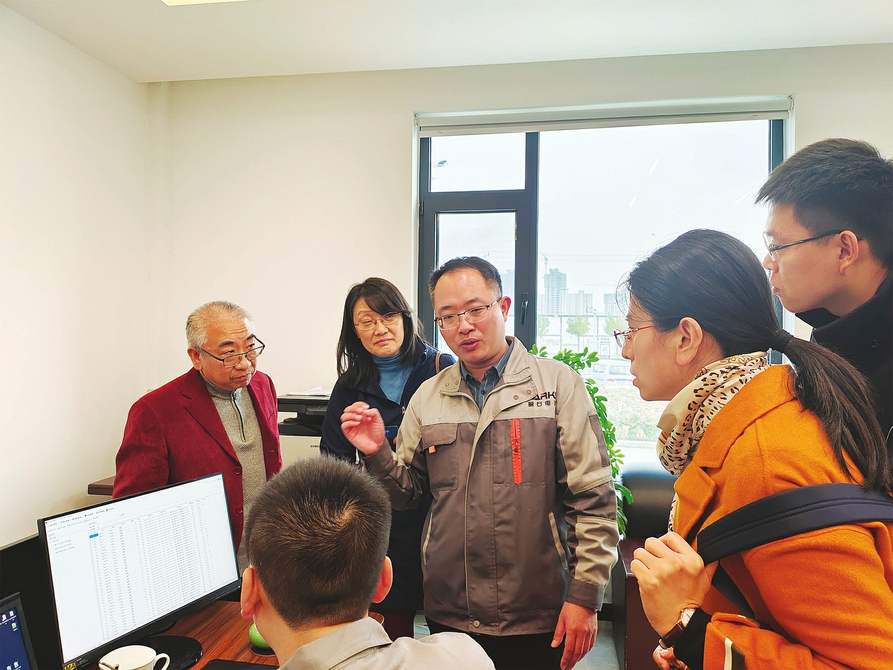 【共同关注】放飞青春梦想 出彩人生舞台2.jpg