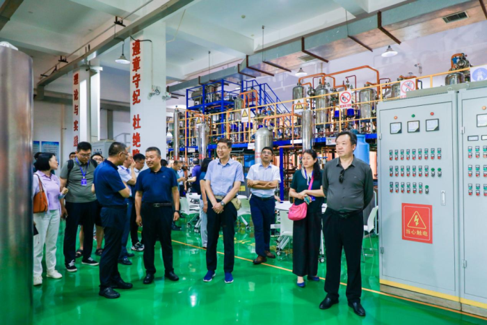 1691647400131427.png 专业群建设经验交流会召开9.png