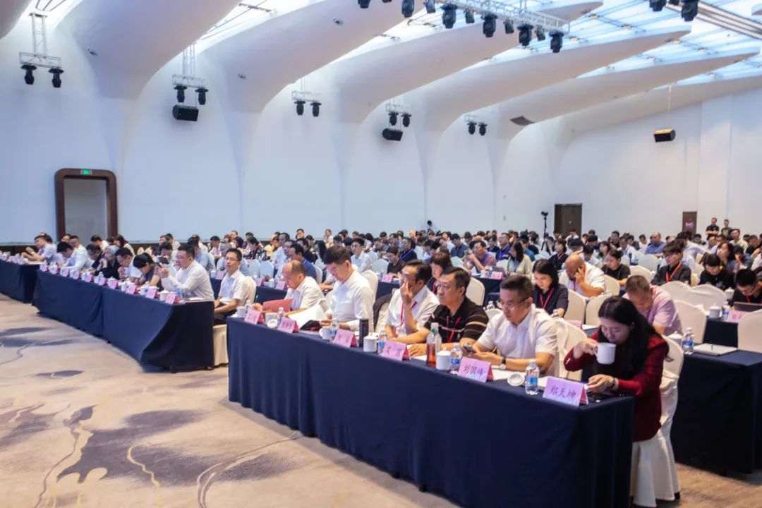 2023（第五届）全国高等学校产教融合发展论坛暨全国数据智能产教融合共同体成立大会在杭州举行12.jpg