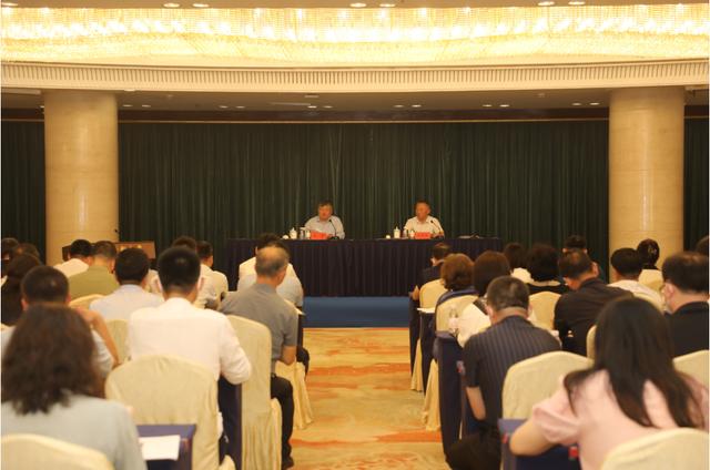 给想就业的大学生更多机会！青岛开展高校毕业生就业服务攻坚行动.jpeg