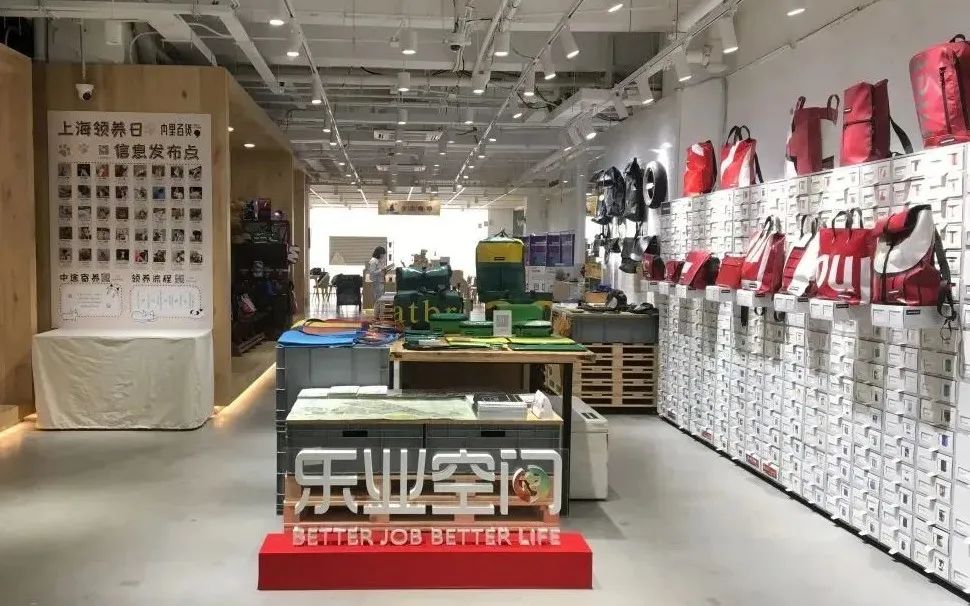 让就业服务突破“高温线”！杨浦这样为求职者“搭桥3.jpg
