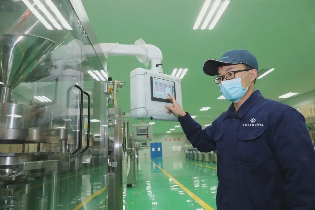 @全球招募！年薪将超百万！新区急需这些人才！3.jpg