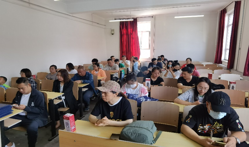 内蒙古科技大学继续教育学院举行2023届学历继续教育学生毕业典礼1.png