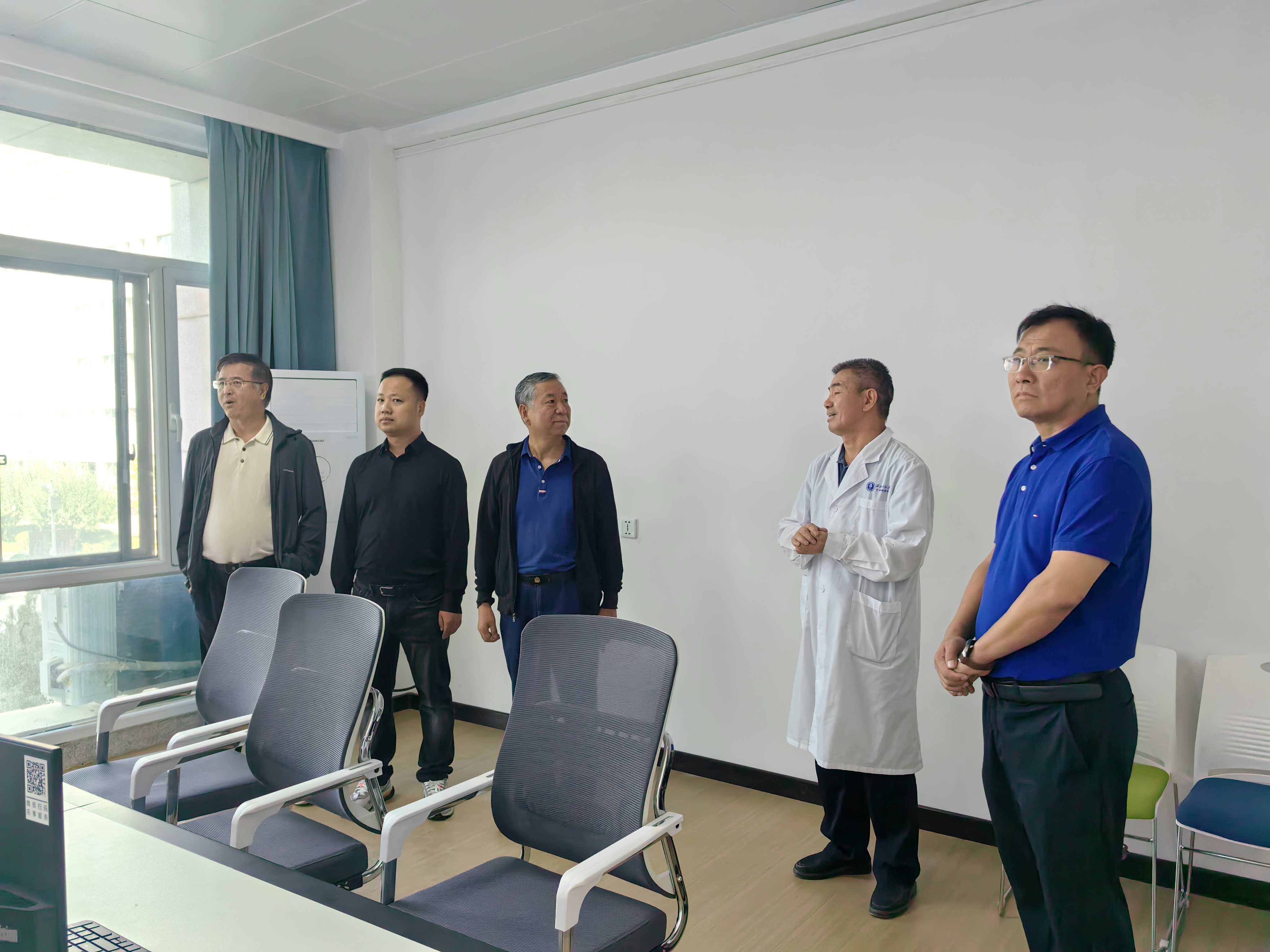 安宁区人大代表来西北师范大学继续教育学院座谈交流2.jpg