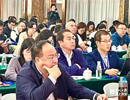 现代职业教育体系建设研讨会在昆举行3.jpeg