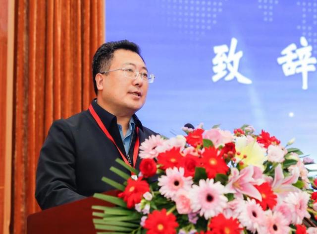 教育高质量发展看山西：山西财经大学统计与数据科学学部揭牌仪式暨黄河数据科学大讲堂开幕礼隆重举行10.jpeg