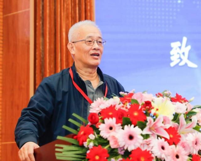 教育高质量发展看山西：山西财经大学统计与数据科学学部揭牌仪式暨黄河数据科学大讲堂开幕礼隆重举行5.jpeg