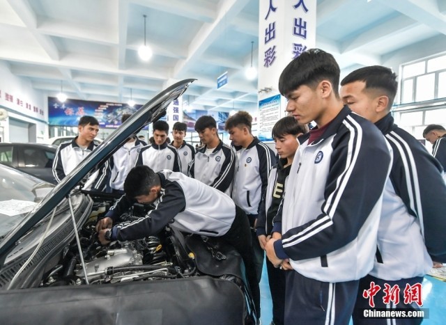 1699407906161608.jpg 教育援疆 湖北持续支援新疆博州职业教育发展.jpg