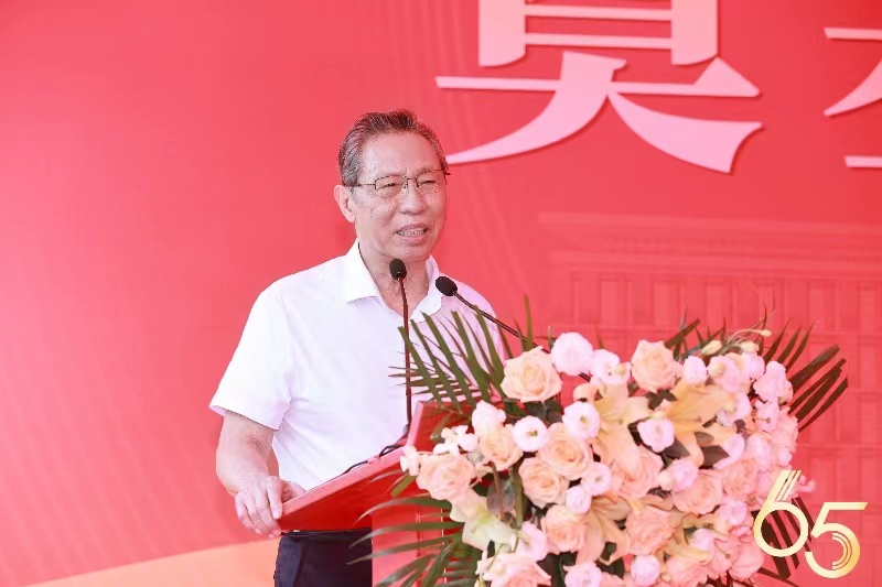 1699509527191924.jpg 广州医科大学“金域楼”奠基,为产教融合发展提速1.jpg