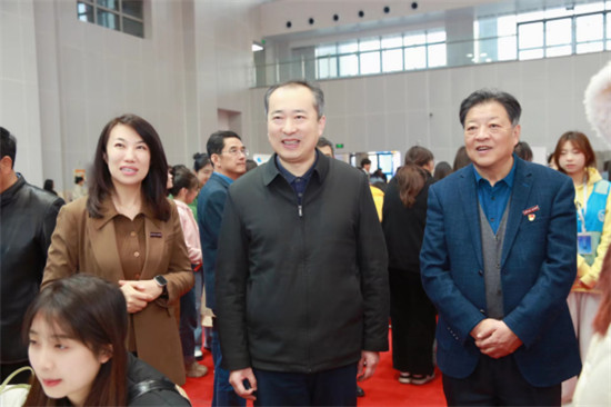 1700637976371106.jpg 2024届陕西省普通高校学前教育类毕业生联盟招聘会在西安交通工程学院成功举办2.jpg