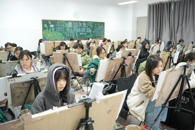 对话“新艺考元年”的艺考生：美术不再是高考的捷径4.jpeg
