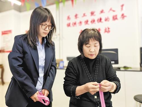 雄安新区容东片区：家门口的“零工驿站”.jpeg