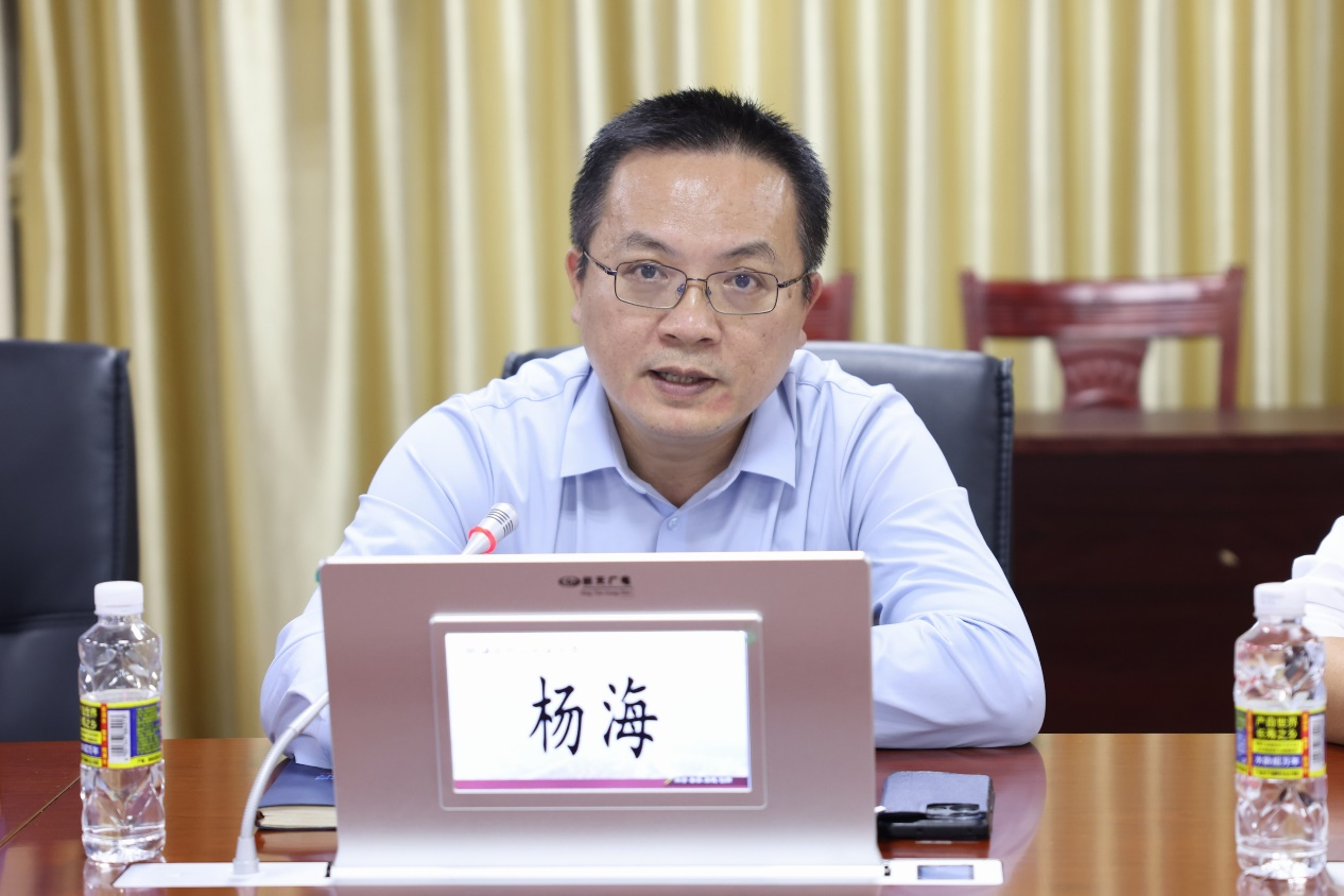 武汉理工大学三亚研究院与海南科技职业大学签订联合招收培养研究生协议.png