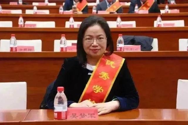 山东工程职业技术大学喜获第八届黄炎培职业教育奖“优秀学校奖”5.jpeg