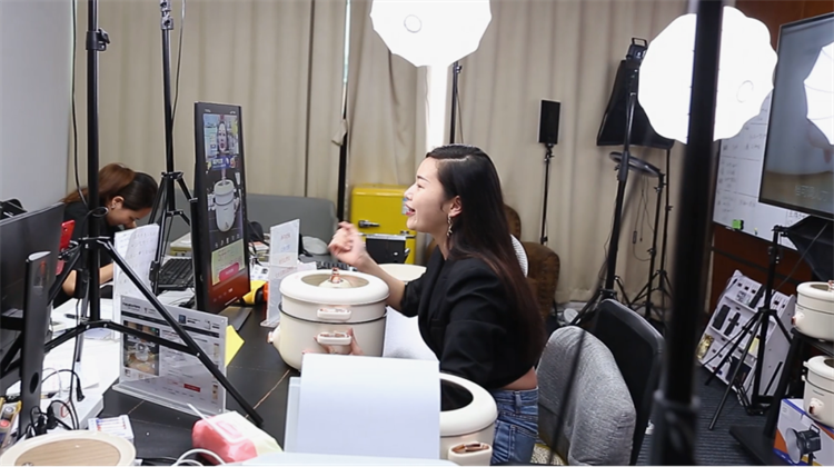 1705556042897709.png 深化产教融合,校企双双合作,番禺职校积极推进人才培养模式改革9.png