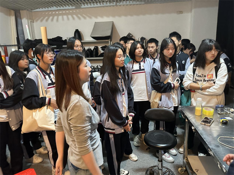 1705556060245079.png 深化产教融合,校企双双合作,番禺职校积极推进人才培养模式改革6.png