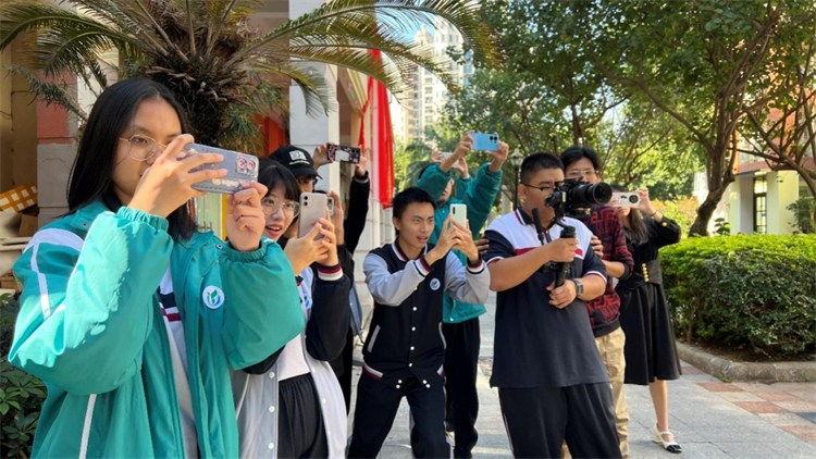 1705556080724616.png 深化产教融合,校企双双合作,番禺职校积极推进人才培养模式改革2.png