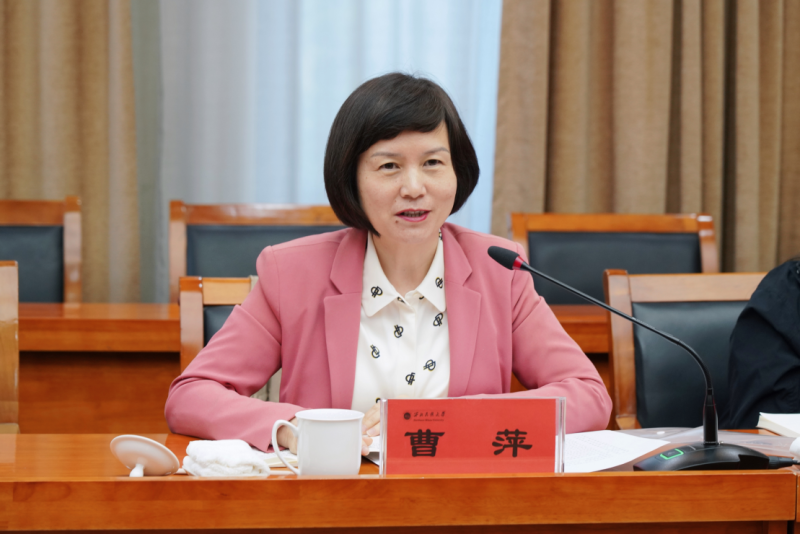 曹萍任电子科技大学党委书记，胡俊任校长.png