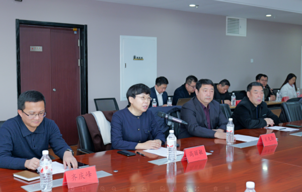 搭建校企合作平台 推动产教融合发展.png