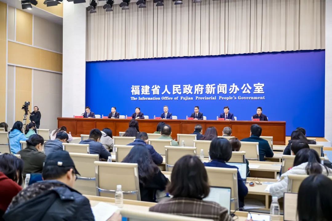 第61届中国高等教育博览会新闻发布会在福州召开.jpg