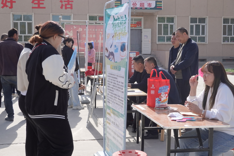 库尔勒市零工市场招聘火热 岗位直通让零工就业更畅通.png