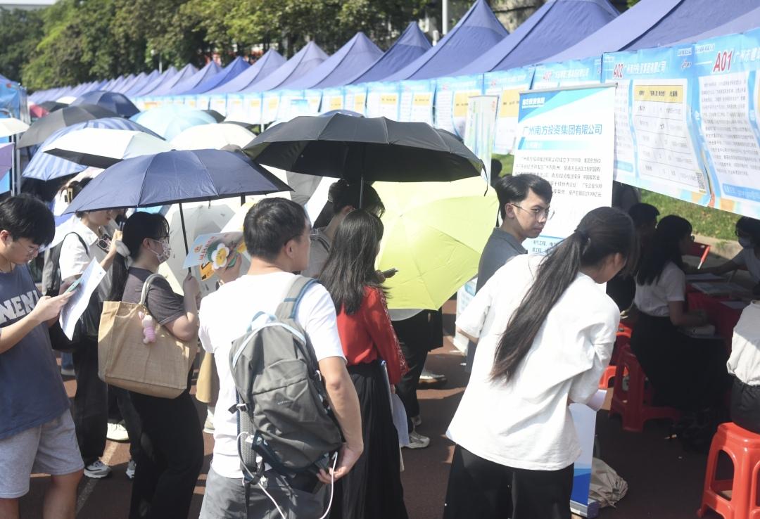 “文科专场”，超6000个岗位！省市联合举办高校毕业生专场招聘会3.jpg