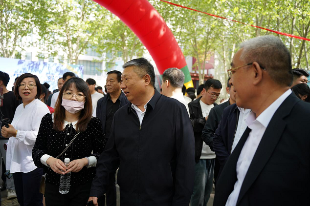 “春风送暖 职引未来”山东理工职业学院举办2024年春季校园招聘会1.png