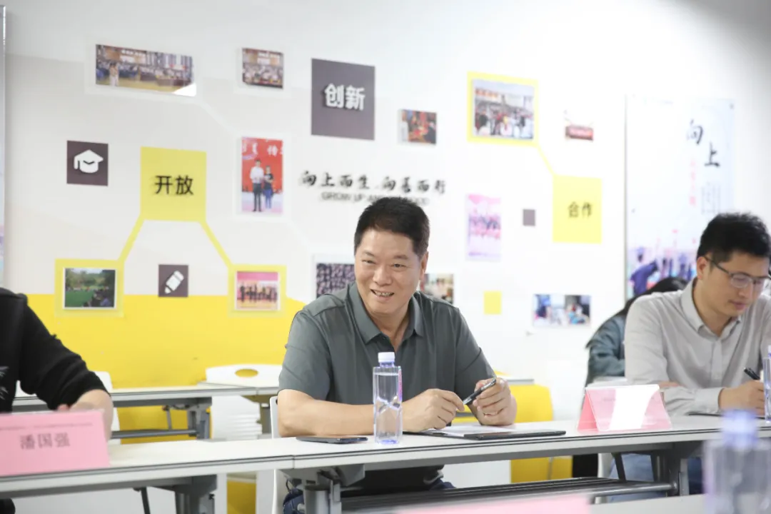 1713509930353143.jpg 北京社会管理职业学院、广东省外语艺术职业学院一行莅临民生在线教育座谈交流2.jpg